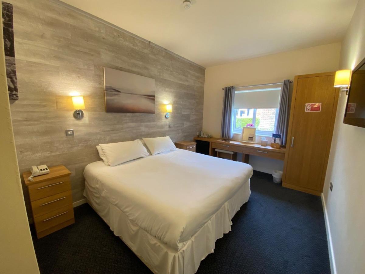 Dudsbury Golf Club - Hotel And Spa Ferndown Exteriör bild