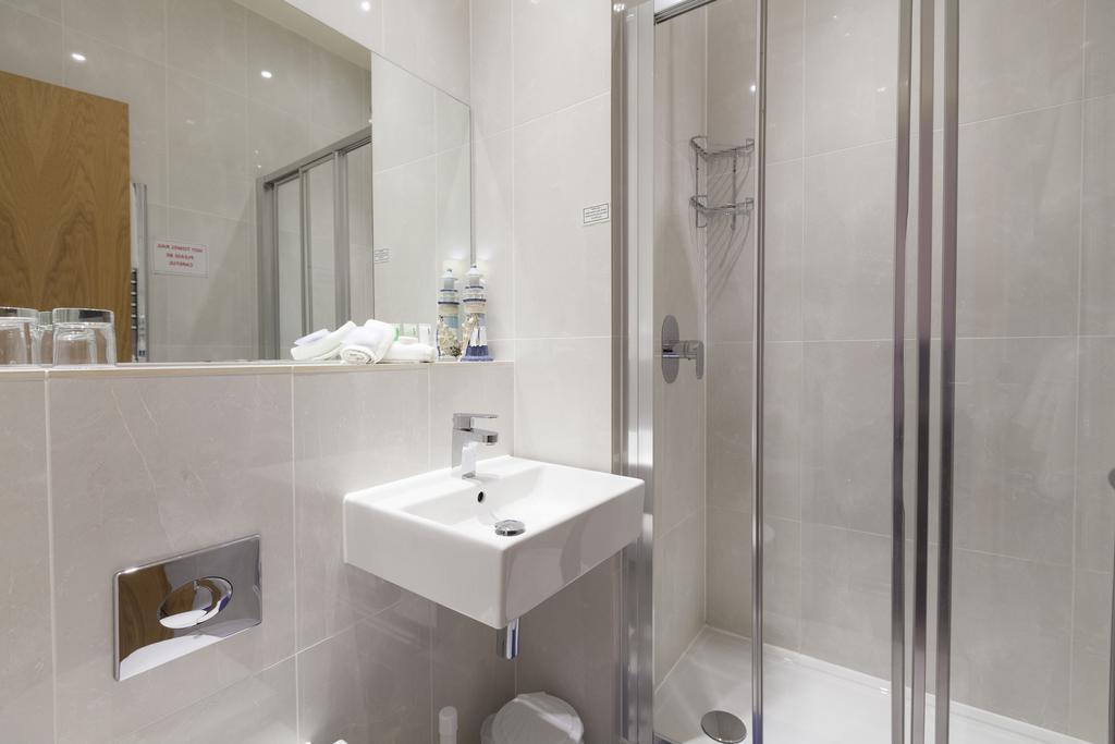 Dudsbury Golf Club - Hotel And Spa Ferndown Exteriör bild