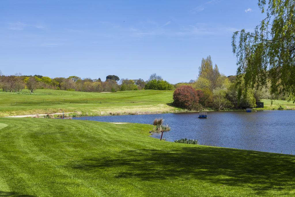 Dudsbury Golf Club - Hotel And Spa Ferndown Exteriör bild