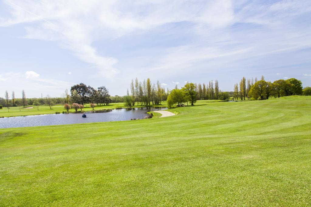Dudsbury Golf Club - Hotel And Spa Ferndown Exteriör bild